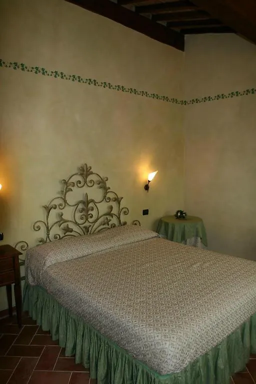 Farm stay Agriturismo Renaccino Siena Italy